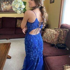 Dark Blue Lace Mermaid Prom Dress.
